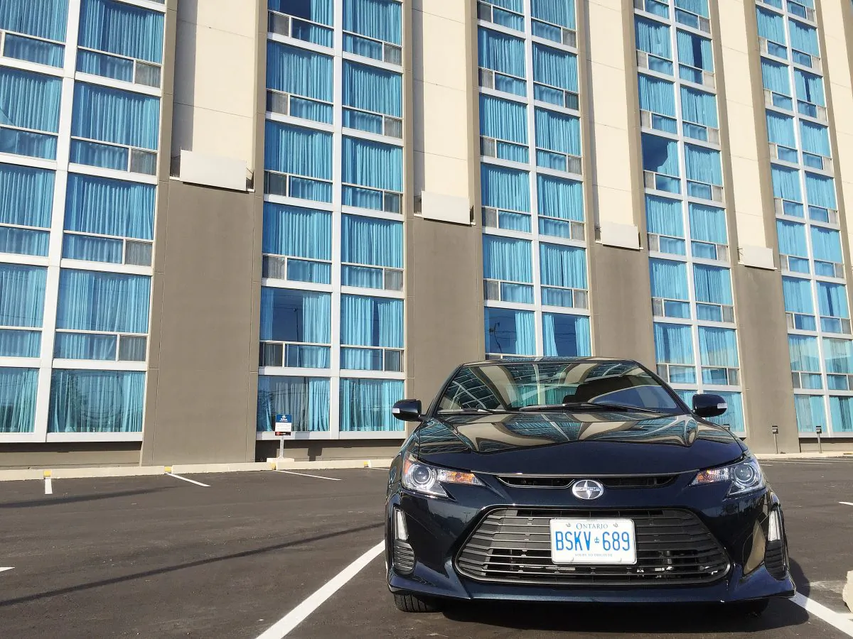 2015 Scion tC (Photo by Benjamin Yong)