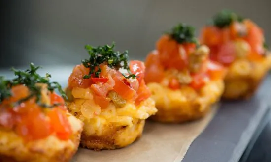 Mini Mac & Cheese Cupcakes