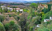 A Walking Tour of Ronda, Spain