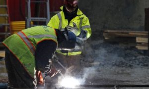 Jobs Report Could Signal Whether US Economy Is Strengthening