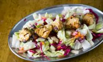 5 Salad Bar Smarts: What to Pick and What to Skip