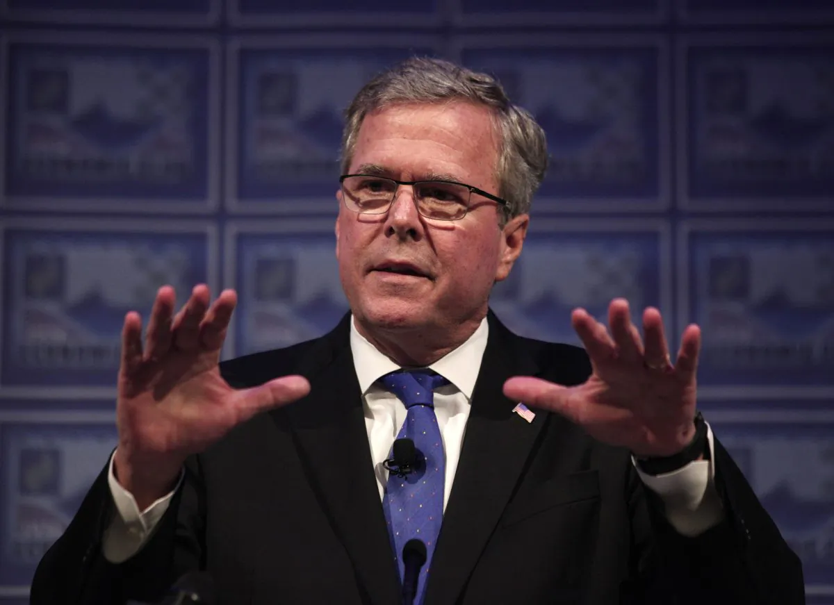 GOP 2016 presidential front-runner Jeb Bush gives a speech outlining his economic platform at the Detroit Economic Club on February 4, 2015 in Detroit, Michigan. (Bill Pugliano/Getty Images)