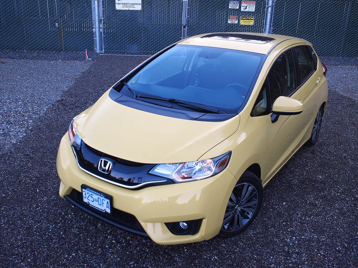 2015 Honda Fit 5-door (Photo by Benjamin Yong)