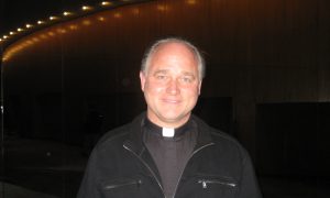 Shen Yun ‘Very Powerful and Very Inspiring’, Says Catholic Priest