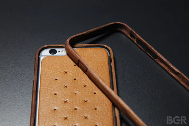 Hate Phone Cases but Want to Protect Your IPhone? This Is What You Need