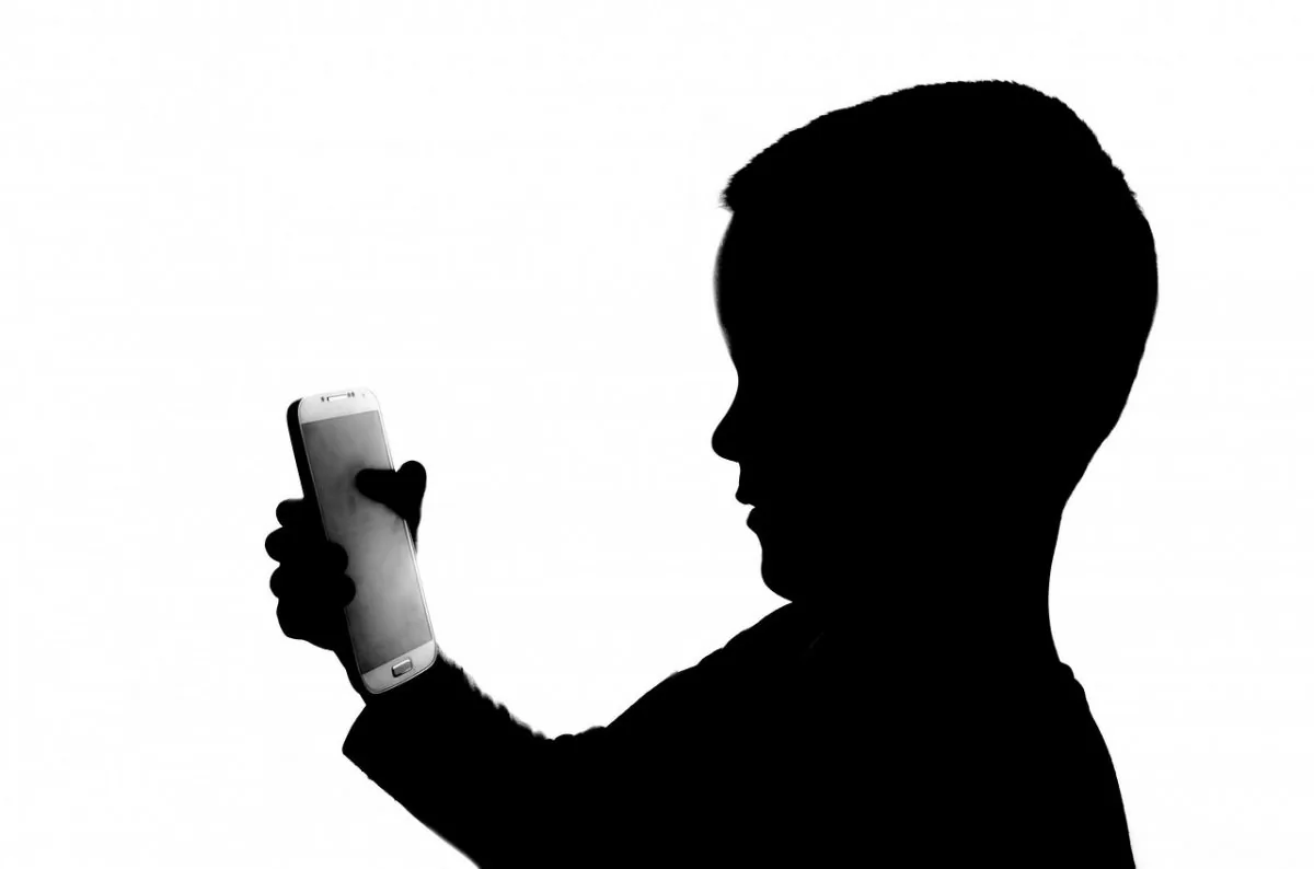 Children are accessing technology at an earlier age than ever. (Pixabay)