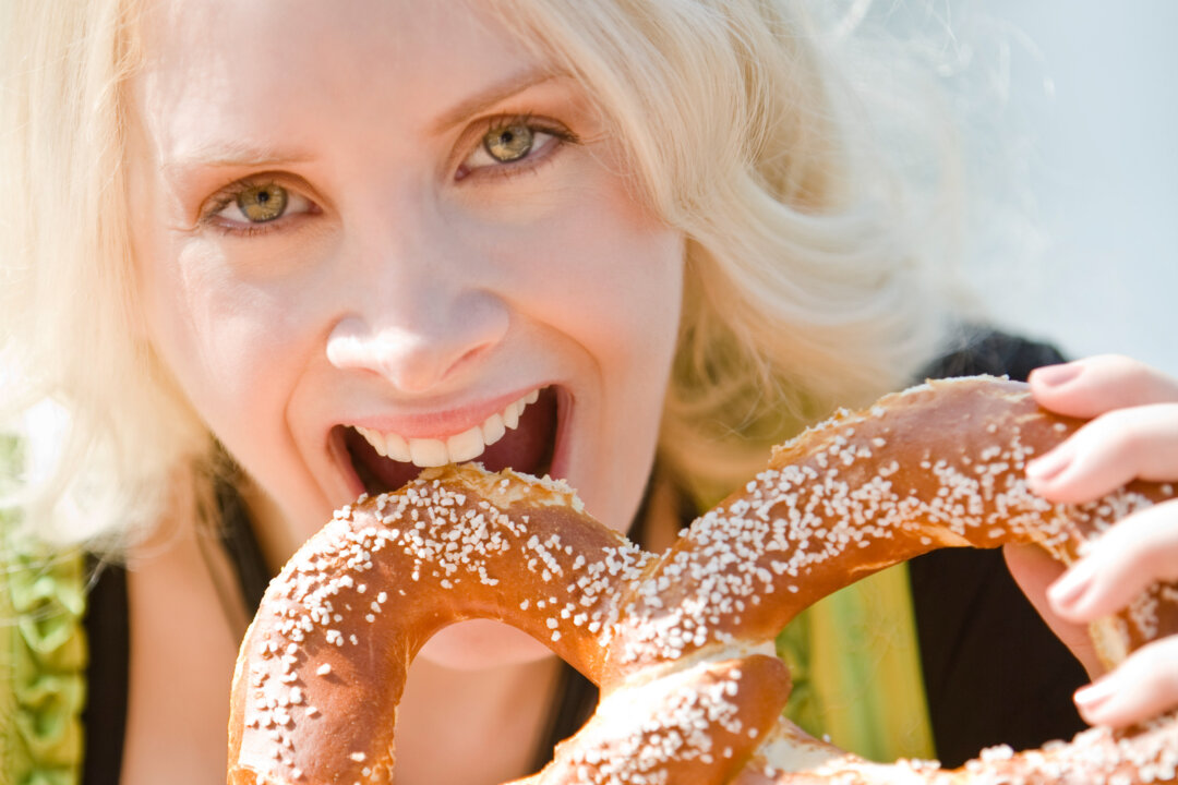 Most Americans consume more than 1.5 teaspoons of salt per day. (Stephan Bock/iStock/Thinkstock)