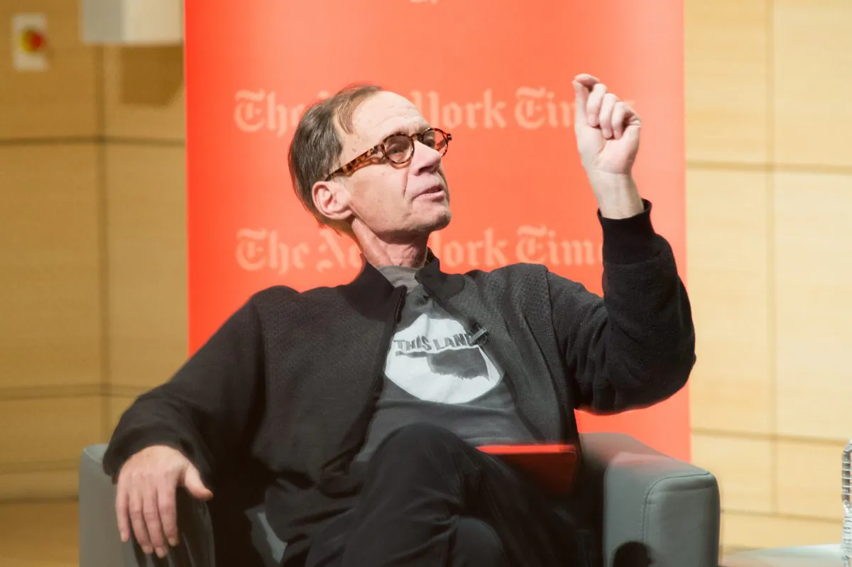 New York Times Columnist David Carr attends the TimesTalks at The New School on February 12, 2015 in New York City.  (Mark Sagliocco/Getty Images)