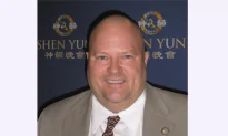 ‘Heaven has its Angels’ and ‘Earth has Shen Yun,’ Says Congressional Staff Member