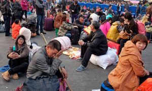 Migrant Workers Walk Hundreds of Miles Home for Chinese New Year