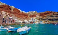 4 Perfect Greek Honeymoon Destinations