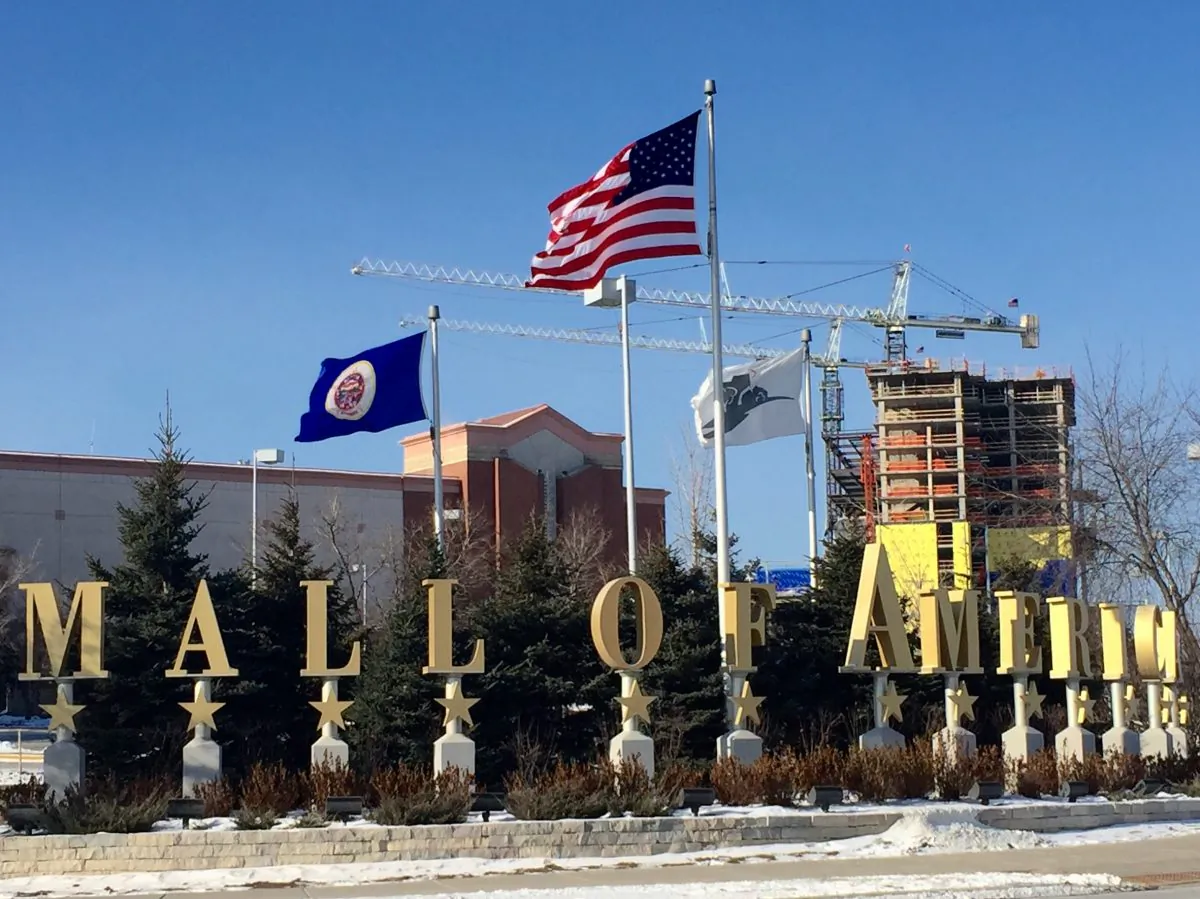 A Sunday, Feb. 22, 2015 photo shows the exterior of the Mall of America in Bloomington, Minn. A video released late Saturday by the terrorist group al-Shabab urged Muslims to attack shopping malls in North America, Britain and other Western countries, specifically mentioning the Mall of America in Minnesota. (AP Photo/Star Tribune, Jerry Holt)