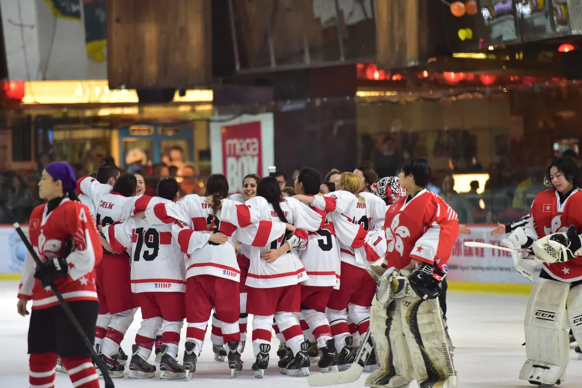Turkey celebrates their important win against Hong Kong to move them into the lead with 6-points on day-2 of the 2015 IIHF Ice Hockey Women’s World Championship Division II Group B Qualifier tournament at Mega Ice, on Thursday Feb 19, 2015. (Bill Cox/Epoch Times)
