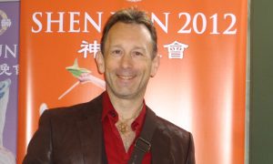 Therapist Attends Shen Yun Every Year, ‘Sometimes More Than Once’