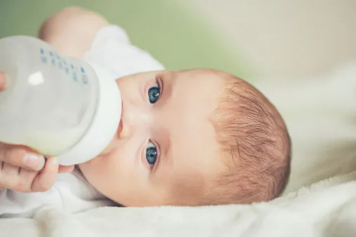 Too much sugar in infant formula can lead to children craving unhealthy amounts of sugar. (LuminaStock/iStock/Thinkstock)
