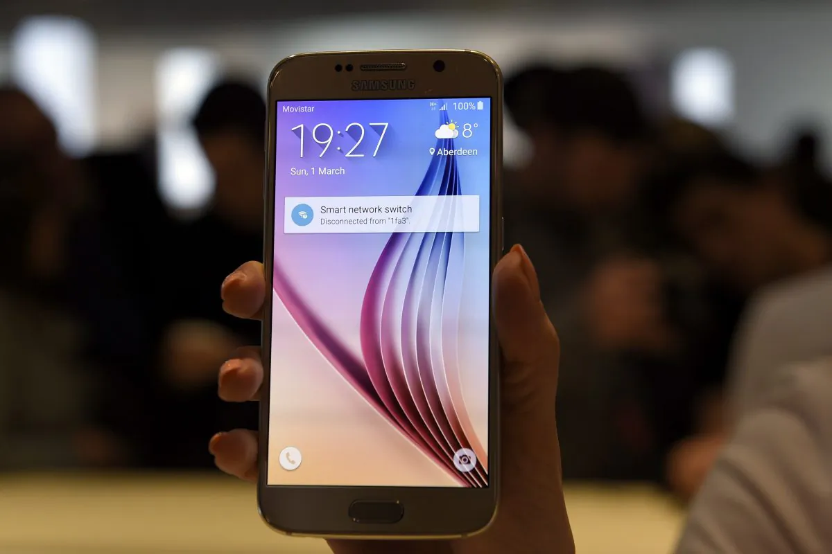 The Samsung Galaxy S6 is presented during the 2015 Mobile World Congress in Barcelona on March 1, 2015. ( Lluis Gene/AFP/Getty Images)