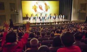 Orchestra Director: Shen Yun 'Opened Another Bright Window for My Soul'