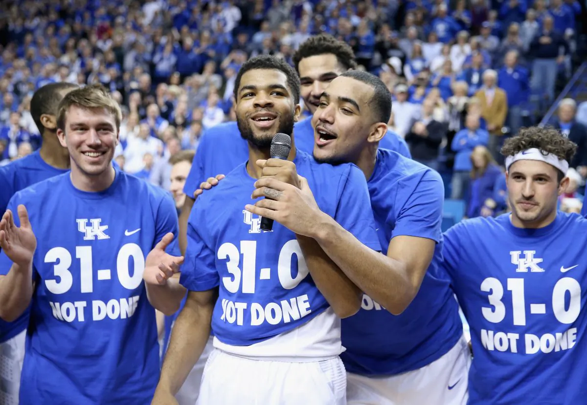 Kentucky465528280
Andrew Harrison (center-left) and Trey Lyles (center-right) of the Kentucky Wildcats have been a big part of the team's 31–0 start. (Andy Lyons/Getty Images) 