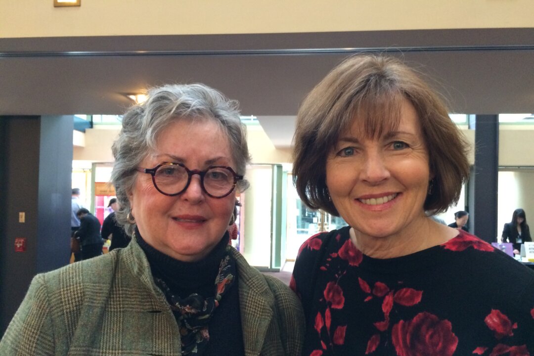 Dee Schranz (L) and her companion Connie Welch-Realtor (L), enjoyed Shen Yun when they saw the performance at the Buell Theatre, March 8, 2015. (June Fakkert/Epoch Times)
