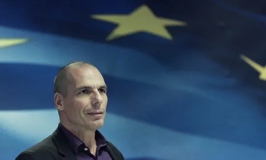 Finance Minister Resigns After Decisive ‘No’ Bailout Vote