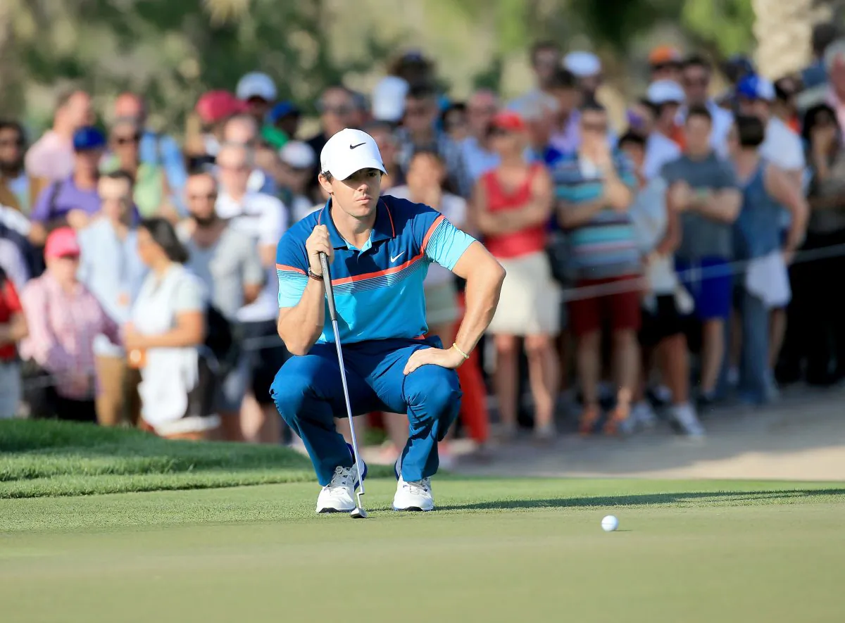 Rory McIlroy of Northern Ireland lines up a putt on the par 3, 15th hole during the final round of the 2015 Omega Dubai Desert Classic on the Majlis Course at the Emirates Golf Club on February 1, 2015 in Dubai, United Arab Emirates. (David Cannon/Getty Images)
