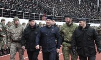 Putin Rewards Chechnya Leader for Support in Nemtsov Probe