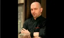 Chef Chris Santos: The Boxer