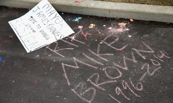 Ferguson Activists ‘See Light at the End of the Tunnel,’ Condemn Police Shooting