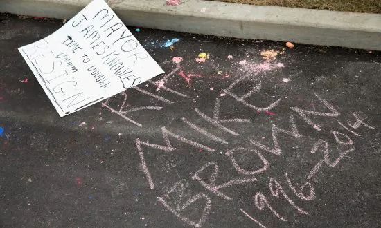 Ferguson Activists ‘See Light at the End of the Tunnel,’ Condemn Police Shooting