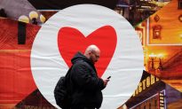 Tinder Tries to Emulate Real Life Dating With New Right Swipe Limits