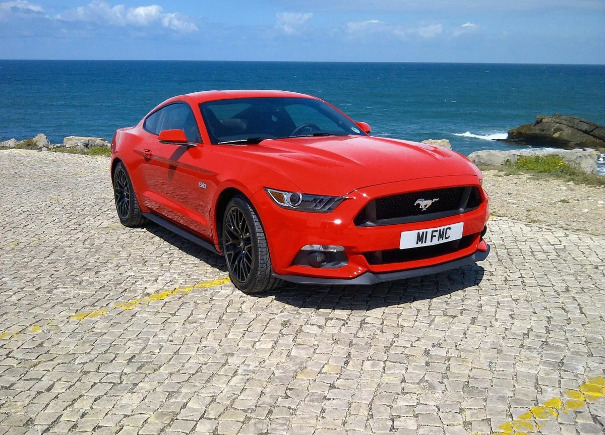 2015 Ford Mustang GT (Courtesy of NetCarShow.com)