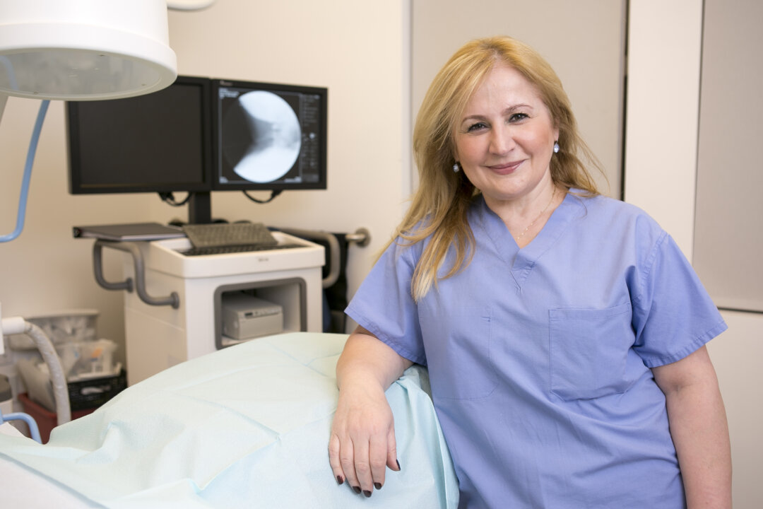 Dr. Elena Ocher in her Manhattan office on Feb. 18, 2015. (Samira Bouaou/Epoch Times)