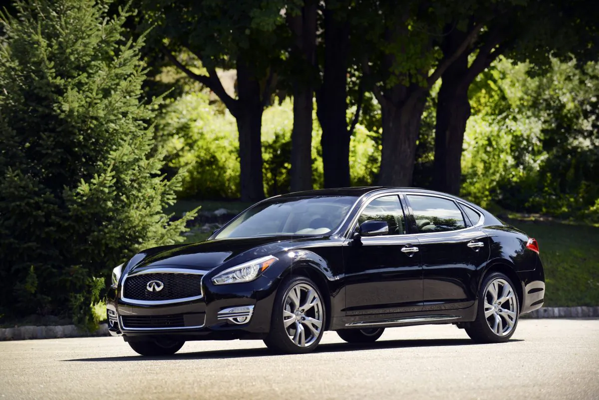 2015 Infiniti Q70L (Courtesy of Infiniti)