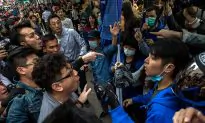 This Is How Much Hong Kong Doesn’t Like Chinese Shoppers