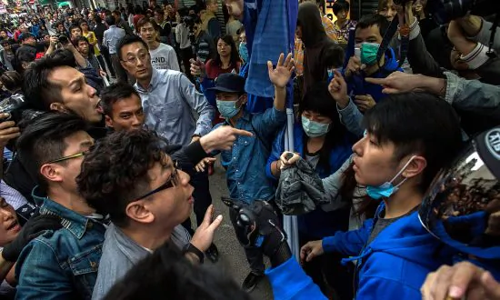 This Is How Much Hong Kong Doesn’t Like Chinese Shoppers