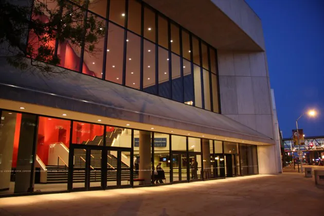 
Des Moines Civic Center,Iowa