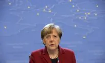 Germany’s Merkel Arrives in Bosnia to Back Economic Reform