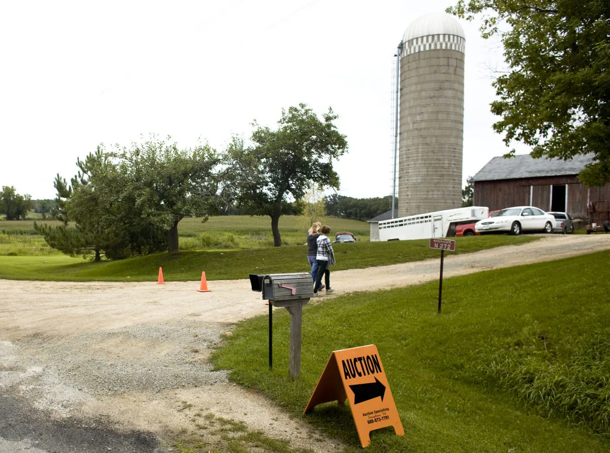 A family farm in Cambria, Wisc., on Aug. 27, 2009. (Darren Hauck/Getty Images)