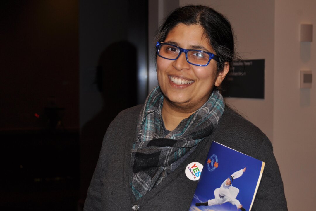 National Radio Presenter for Newstalk's Global Village, Dil Wickremasinghe, poses for a photo after seeing Shen Yun Performing Arts at the Convention Centre in Dublin on March 26, 2015. (Epoch Times)