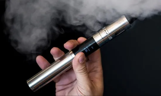 California to Raise Smoking Age to 21, Ban Vaping in Public Places