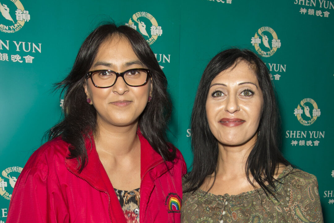 Headteacher Mrs. Sofina Islam OBE (L) and Assistant Headteacher Mrs. Siqa Raja of Stanton Bridge Primary School in Coventry. Thirty students attended the matinee performance of Shen Yun at the Birmingham ICC on March 29.