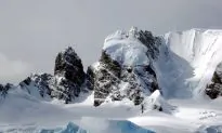 Shrinking of Antarctic Ice Shelves Is Accelerating