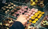The Good and Bad of Easter Eggs, Chocolate and Hot Cross Buns