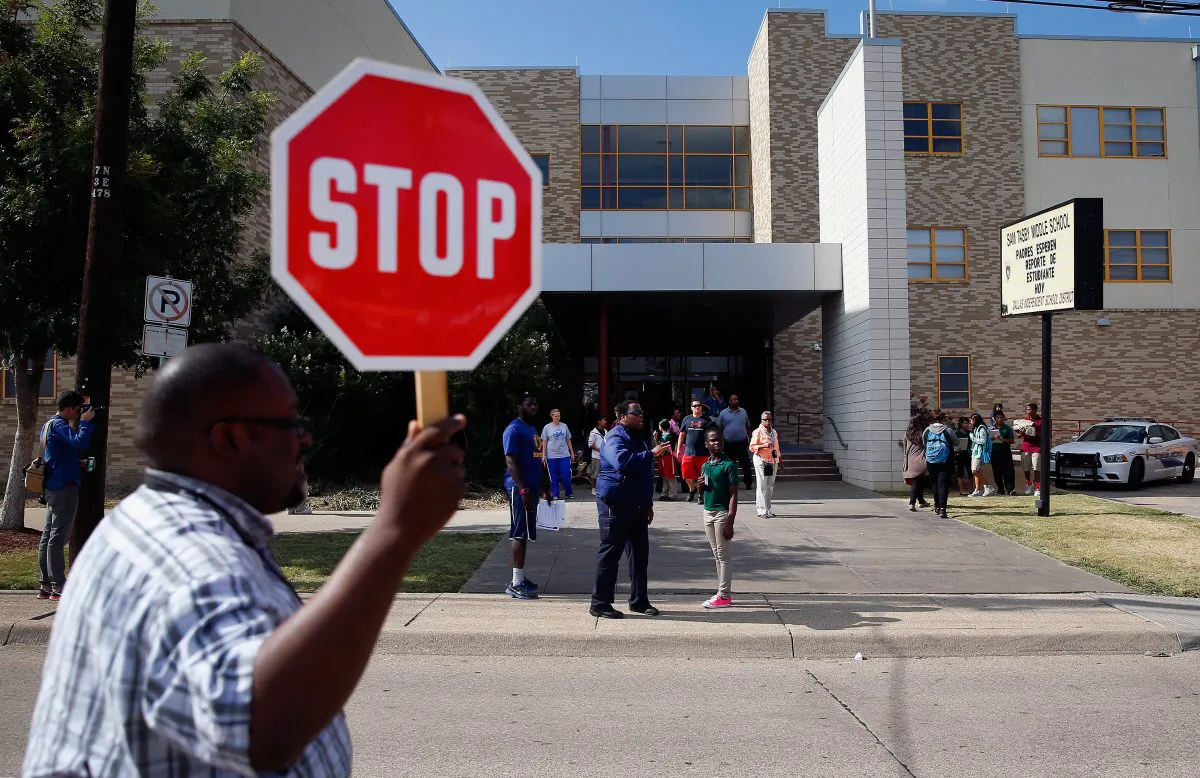 Students are dismissed from Sam Tasby Middle School on October 1, 2014 in Dallas, Texas. (Tom Pennington/Getty Images)