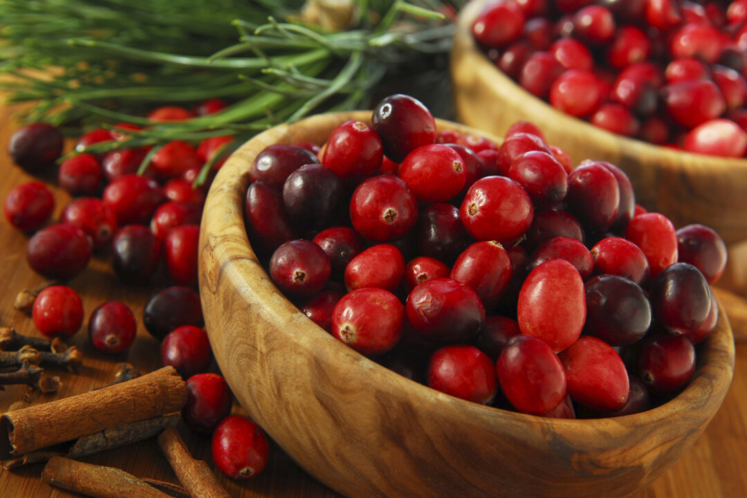 Women who took two cranberry capsules a day had a reduced risk of urinary tract infection after gynecological surgery. (Elenathewise/iStock)