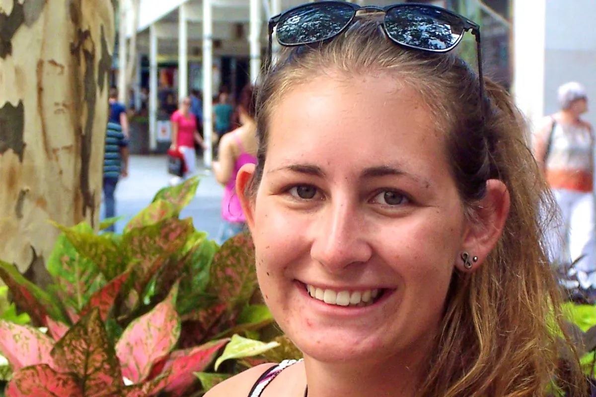 Munich, Germany (6 months traveling): Sophia Geyer, 19, Optician: To me happiness means traveling and seeing other countries; and to meet many people, because it is very interesting the kind of people that live in other countries; and how everything works.