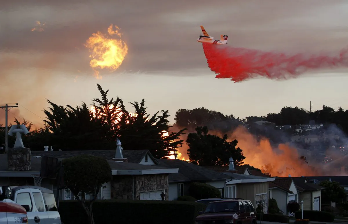 In this Sept. 9, 2010, file photo, a massive fire following a pipeline explosion roars through a mostly residential neighborhood in San Bruno, Calif. Repeated natural-gas accidents including a pipeline explosion that killed eight people suggest that Pacific Gas & Electric Co., California’s largest power utility, may be too big to operate safely, the state’s top utility regulator says. California Public Utilities Commission President Michael Picker said he would ask the commission’s staff to study “the culture of safety” and the structure of the utility, which he noted currently has its gas and electricity operations under a single board and CEO. PG&E is one of the country’s largest power utilities with 9.7 million gas and electric customers. The Associated Press obtained Picker’s prepared statement ahead of a commission meeting Thursday, April 9, 2015, where the panel is expected to vote on a record $1.6 billion penalty for the 2010 PG&E gas pipeline explosion in a San Francisco suburb. (AP Photo/Jeff Chiu, File)

http://www.apexchange.com/GetContent.aspx?id=25fd76a2f1ae4cff9ff405af047d77a7&links=&fid=d8b2d374a8e94cc29077979a7701689c&Token=&media=Text&slug=BC-US--Gas%20Pipeline%20Explosion,1st%20Ld-Writethru&format=nitf&site=1