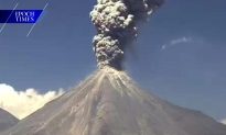 Volcano in Mexico Spews Ash Two Miles High (+Video)
