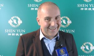 President Sees ‘The Beauty of the Whole World’ in Shen Yun