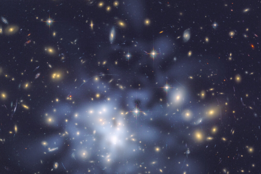 Revealed for the First Time: Map Sheds Light on Dark Matter That Binds ...